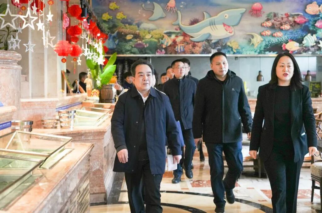 市人大常委会检查代表团住地会前准备工作